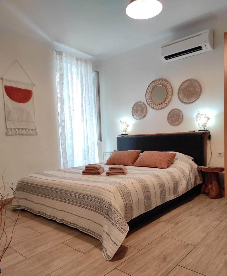 Nice Apartment In The City Center Ровинь Экстерьер фото